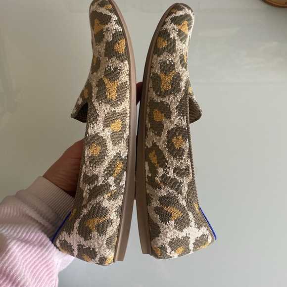 Women's 8.5 Rothy's smoke spot loafers - Picture 4 of 6